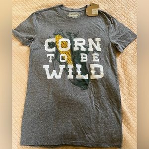 Corn to be Wild funny tee NWT size small